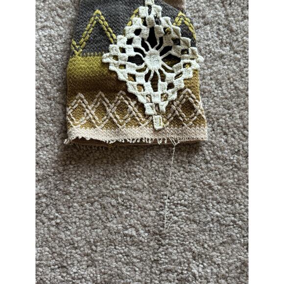 Free People L Kombucha Cuff Yellow Embroidered Boho Waffle Thermal Top FLAW - Picture 8 of 11